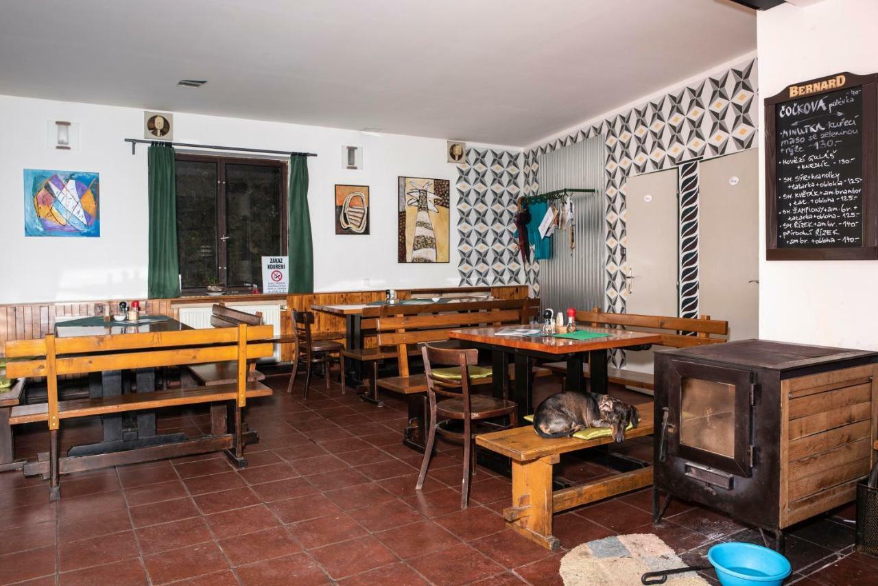 U Kosti - Bohemian Switzerland Apartment Дечин Екстериор снимка